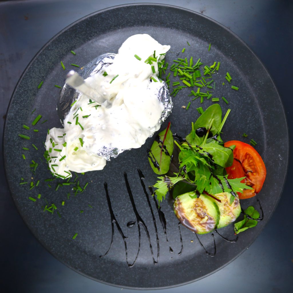 Folienkartoffel mit Tzaziki